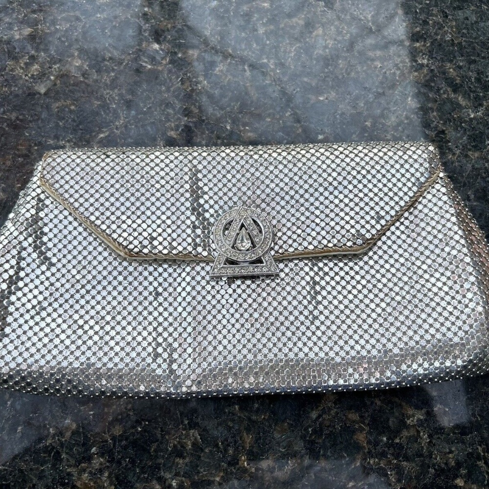 WHITING & DAVIS Silver Mesh 1950'S Evening Purse/Clutch w/rhinestone lock